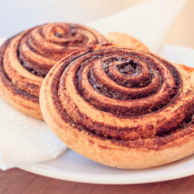 Cinnamon & Raisin Buns